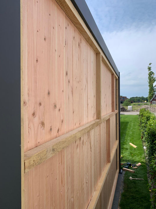 Houten zijwand enkelvoudig met zichtbaar houten frame